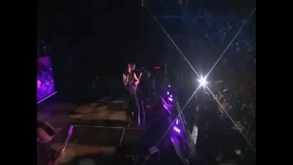 Three Days Grace - Never Too Late (live At The Place)