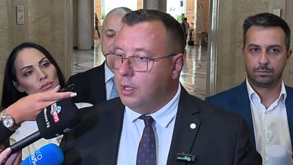 „Възраждане“ се регистрира за президентските избори, обсъждат се пет кандидатури