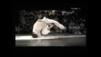 Breakdancing 