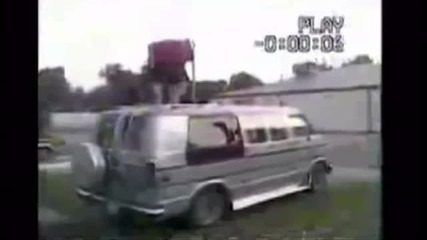 Не сте виждали такива самоубийци