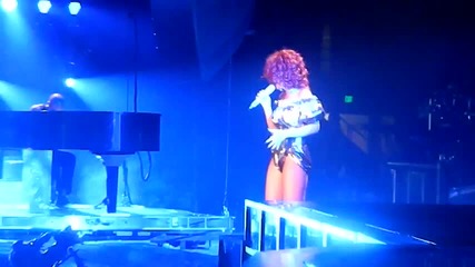 New! Loud Tour: Rihanna - Love the Way you Lie & Umbrella ( Baltimore) H D