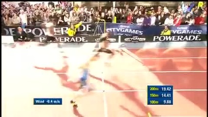 Невероятн0!!!нов световен рекорд на 200метра.. 19:42 Tyson Gay 