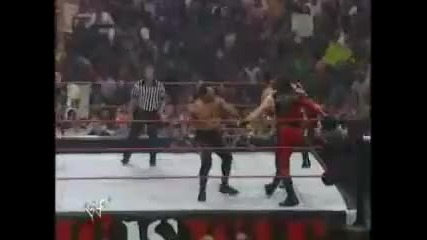 Отборна кеч класика:kane и X-pac срещу The Acolytes