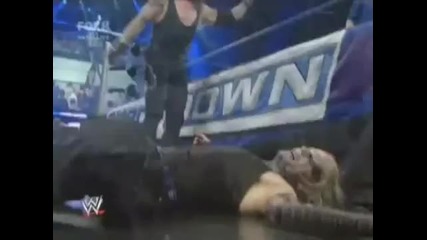 Jeff Hardy vs The Undertaker Extreme Rules part 2