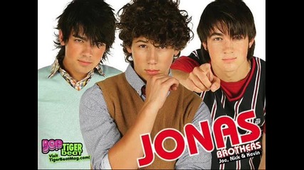 Бг Превод!!! Jonas Brothers- Fall ( From Jonas L. A)