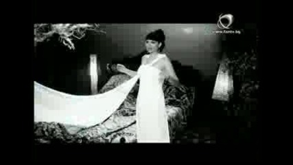 Sofi Marinova - Boleduvam (official Music Video) 2009 