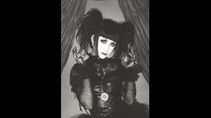Moi Dix Mois - The Sect