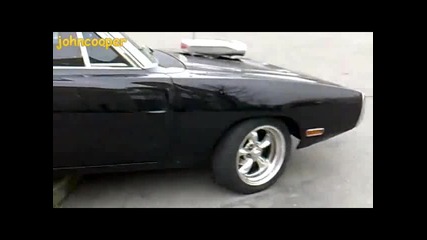 Това е Машина - Dodge Charger с blower 