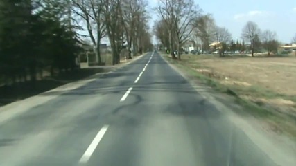 Шофиране по полските улици!