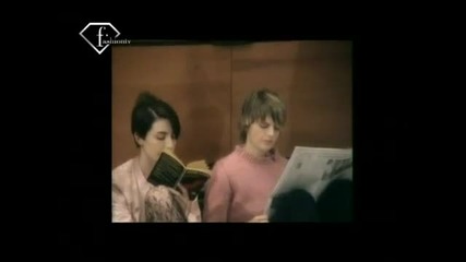 fashiontv Ftv.com - Interlude Lectures 4 Journaux 