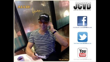 Звездата Жан - Клод Ван Дам се обажда по телефона на произволни свои фенове за рождения си ден
