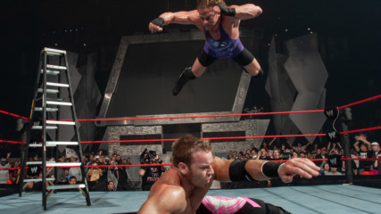 Christian vs. Rob Van Dam – Intercontinental Title Ladder Match: Raw, Sept. 29, 2003 (Full Match)