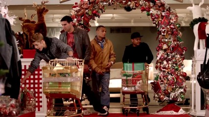 Justin Bieber & Mariah Carey - All I Want For Christmas Is You Hd