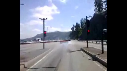 Bmw_e30_1-2-3_предавка_burnout