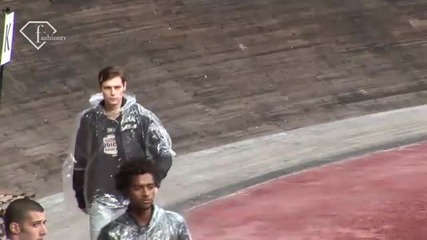 fashiontv Ftv.com - Moncler Designer At Work Men S S 2011 