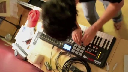 Party Rock Anthem -violinists can shuffle too