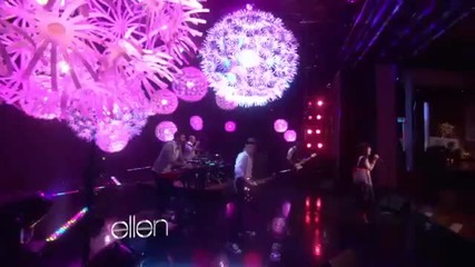 Carly Rae Jepsen и Justin Bieber в шоуто на Елън