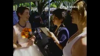 Забраниха Гей Браковете В Калифорния