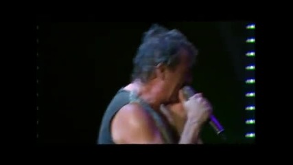Deep Purple - Smoke On The Water (from Live At Montreux 2006 Dvd) 