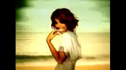 Kelly Rowland - Daylight  Feat. Gym Class Heroes