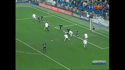 Историята на едни големи футболисти в един голям отбор Real Madrid :) 