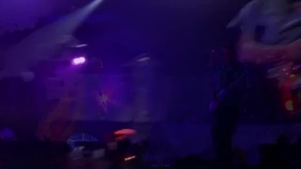 The Offspring - Million Miles Away