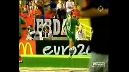 Ronaldinho Vs Cristiano Ronaldo Freestlye