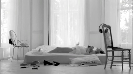 Ellie Goulding - Figure 8