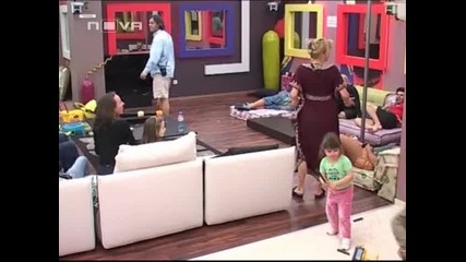 100%смях! Ива се прави на Боряна. | Big Brother Family 6/05/10 | 