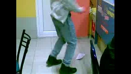 Луд Танцува