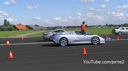 997 Turbo vs. Bugatti Eb110 Ss airstrip dragrace! 
