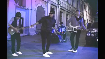 Лгбт изпълнители - Nuskool - Ray Ban Video
