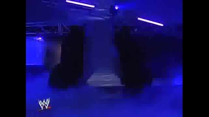 The Undertaker returns !