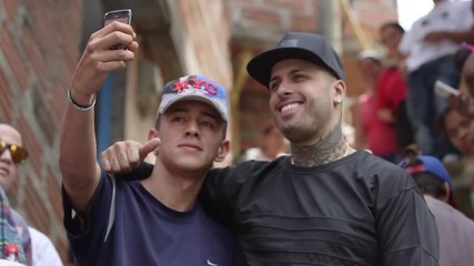 Nicky Jam and Enrique Iglesias El Perdon [official Behind the Scenes - Youtube Music Awards 2015]