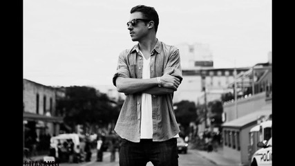 New 2013 - Makelemore - "can't Hold Us" (feat. 2pac & Nas) (dj Takaveli Remix)