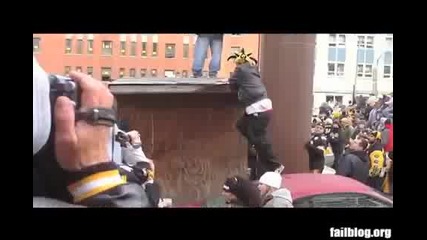 Drunk Climbing Fail 