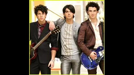Jonas Brothers - The Time Is On Our Side 