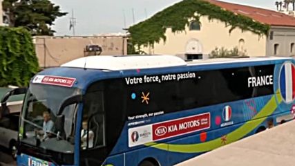 Франция отпътува за Париж в очакване на титла от UEFA EURO 2016