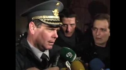 Срутване С Трима Ранени В София
