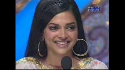 Deepika Padukone - Se Razplakva