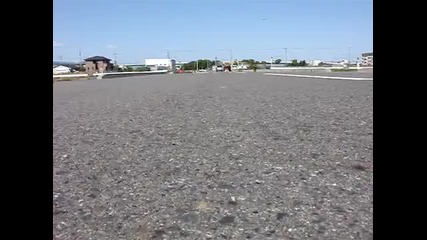 Много мощна Rc количка се изтрелва