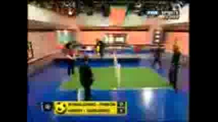 Thierry Henry en futbol para todos jugando al Futbol Tenis (argentina).3gp