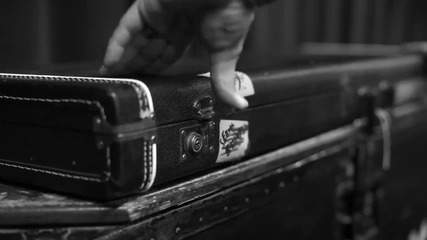 Ac / Dc - Rock The Blues Away