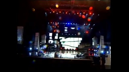 Anna Vissi feat. Dave Stewart - Leap Of Faith @ Balkanika Music Awards 2010 