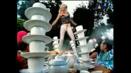 Gwen Stefani What you waiting for