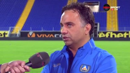 Николай Митов твърдо остава начело на Левски