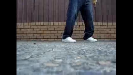 C - Walk - The V