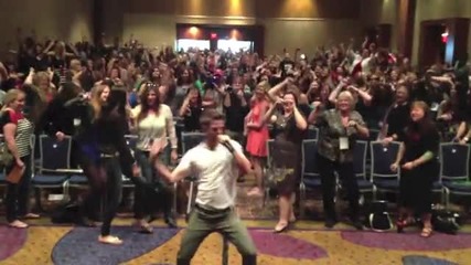 Nathaniel Buzolic - Harlem Shake