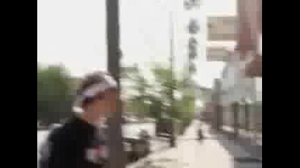 Удивителният Расист - Азиатци