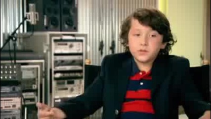 Noah Cyrus & Frankie Jonas - (casting) [ponyo Dvd]